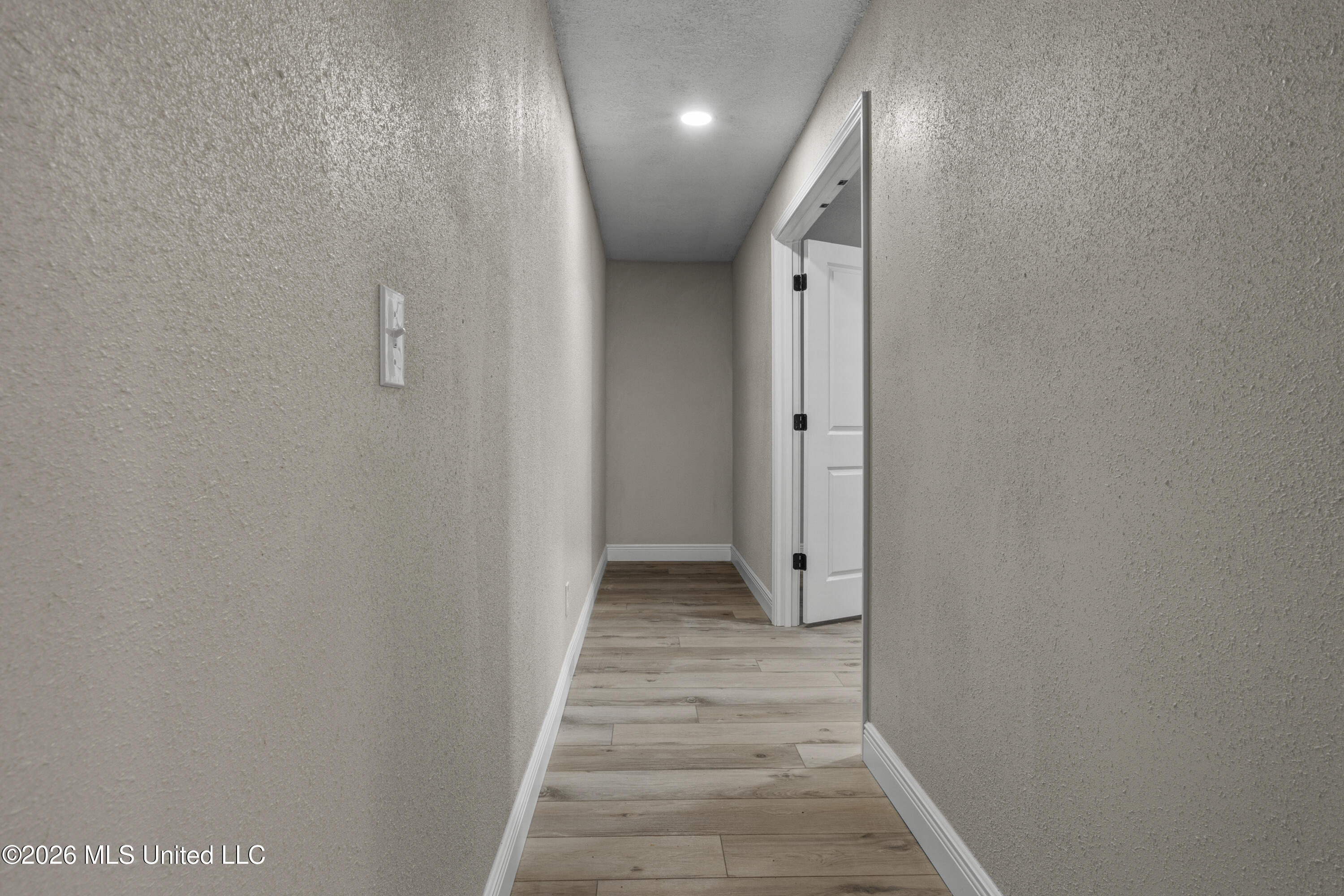371 Lakeview Boulevard Property Photo 18