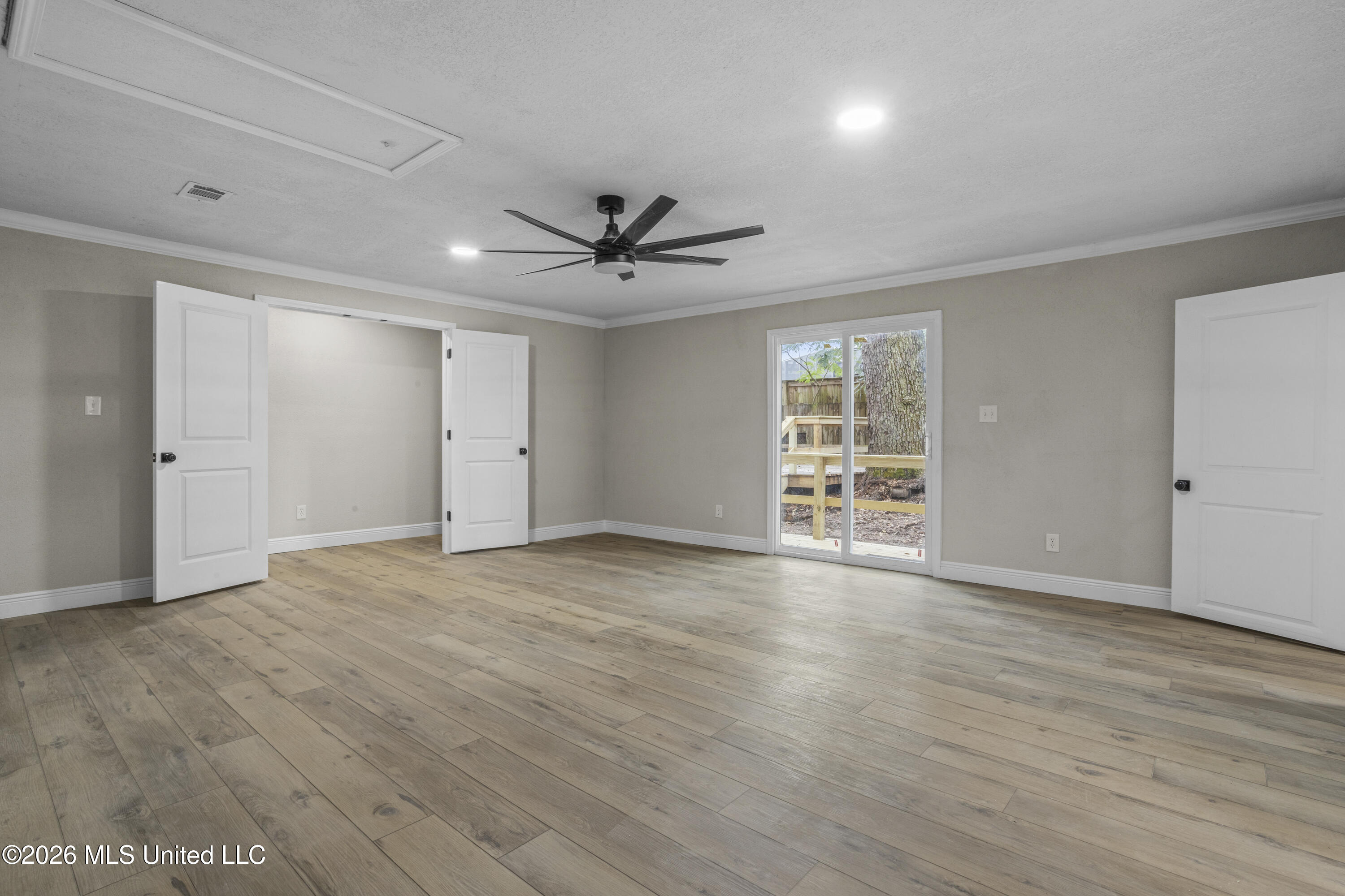 371 Lakeview Boulevard Property Photo 20