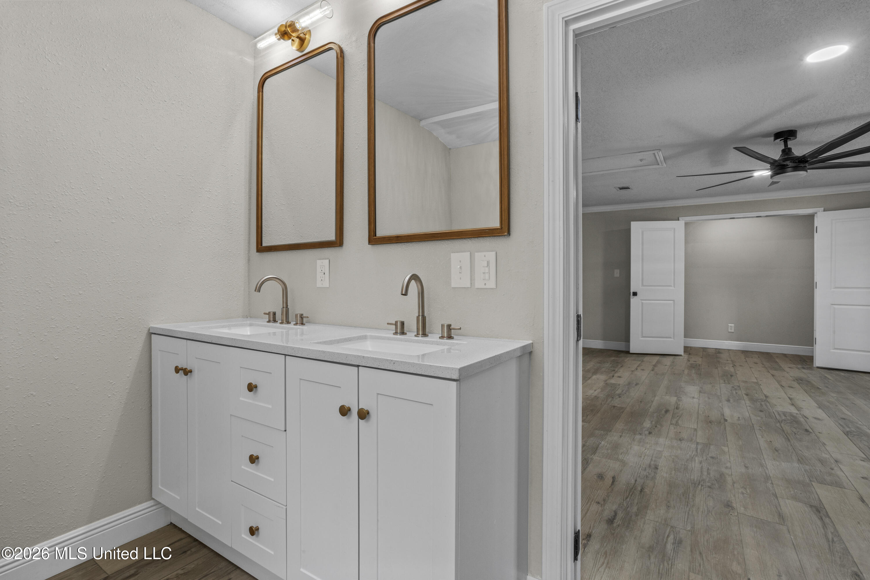 371 Lakeview Boulevard Property Photo 22