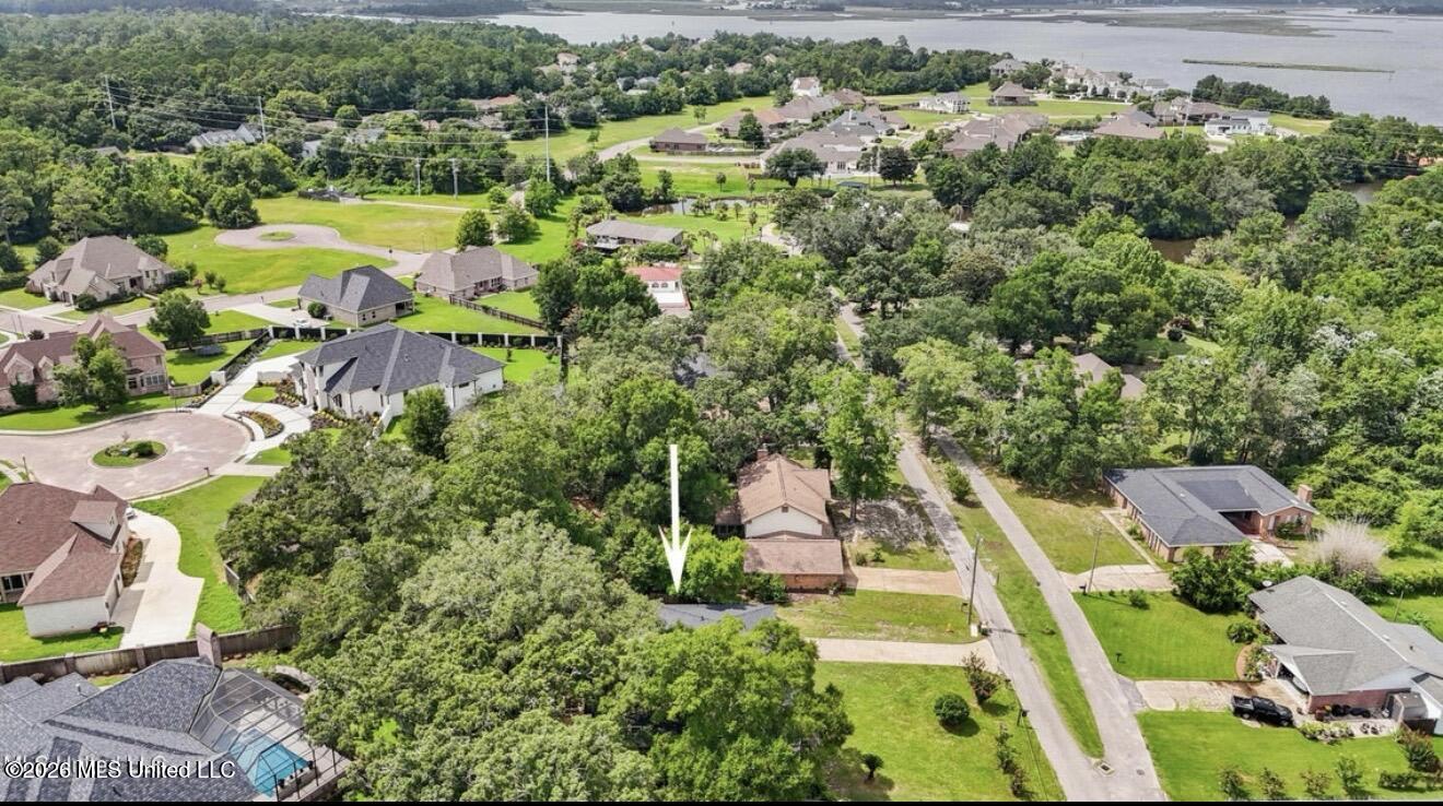 371 Lakeview Boulevard Property Photo 36