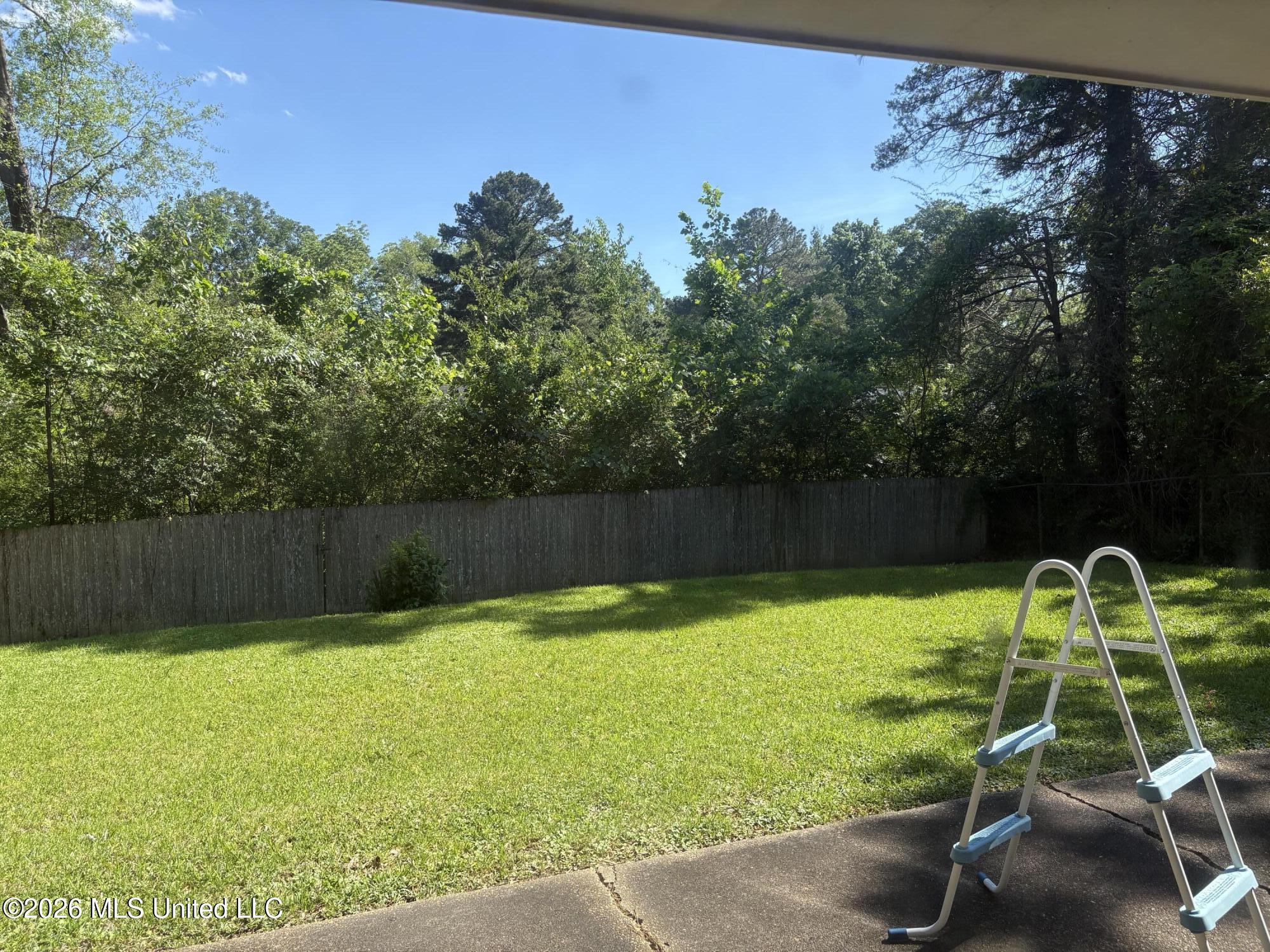 1551 Wood Glen Drive Property Photo 16