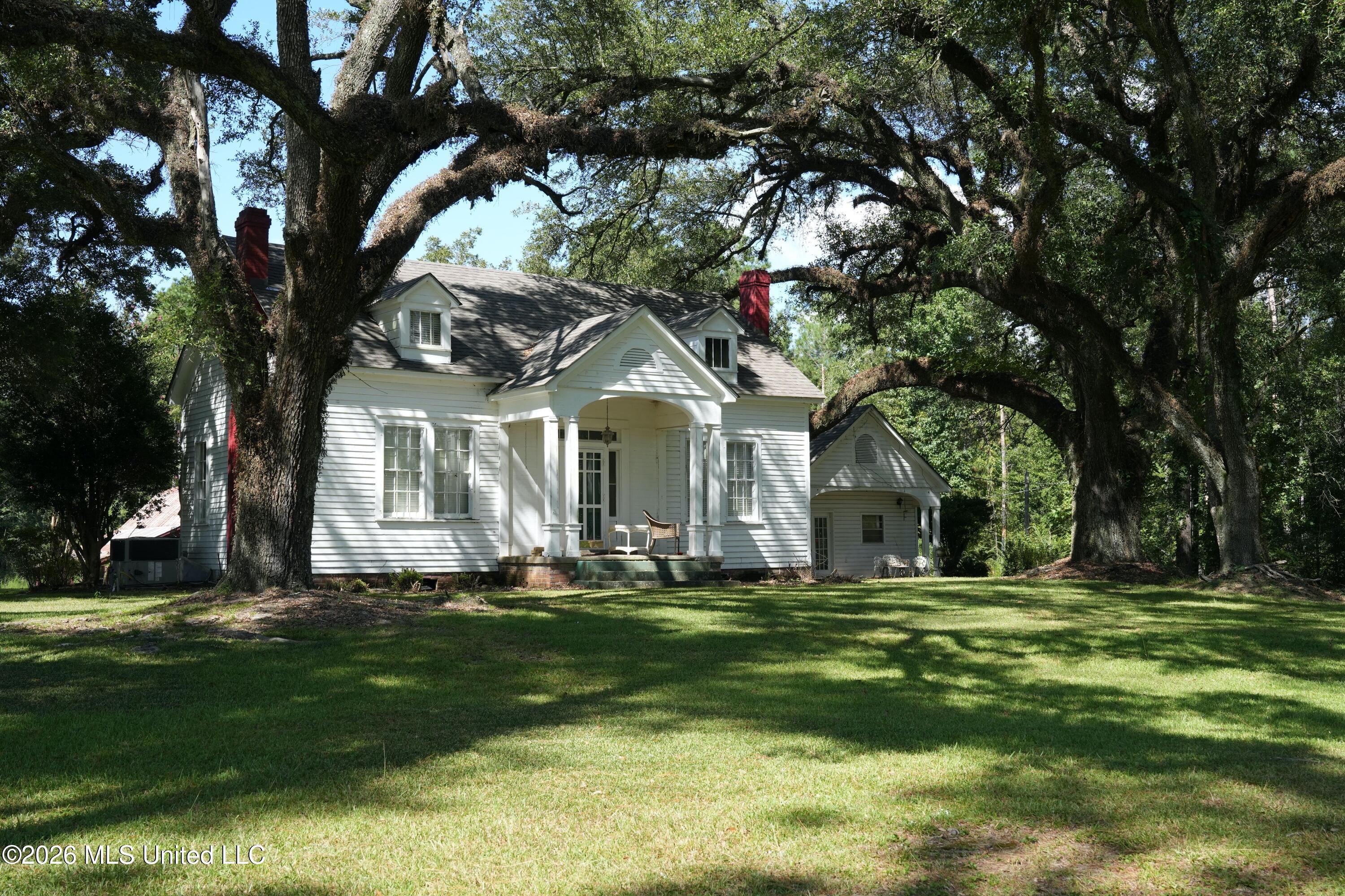 1140 Irene Road Property Photo 2