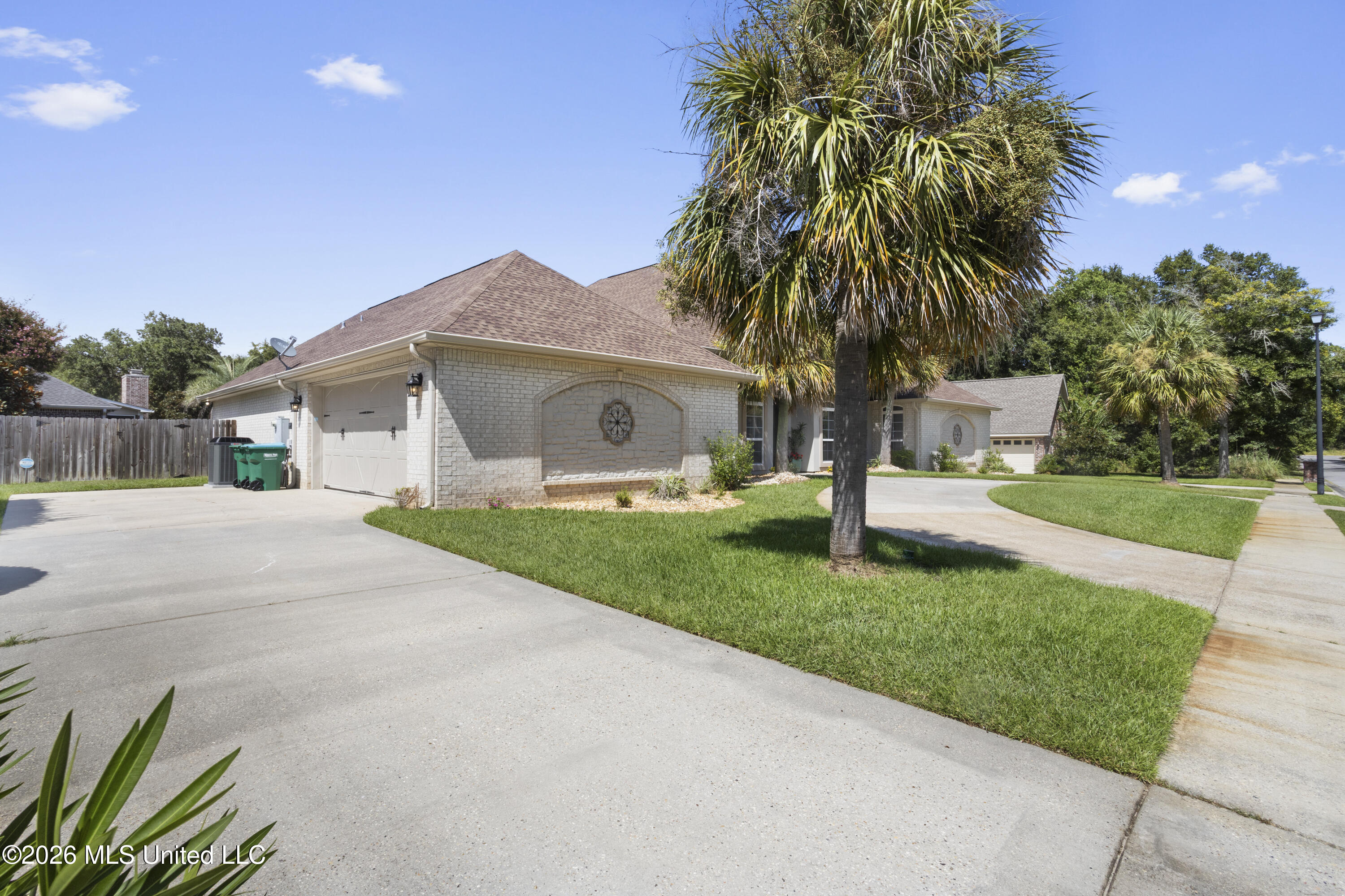 11514 Treelawn Street Property Photo 6
