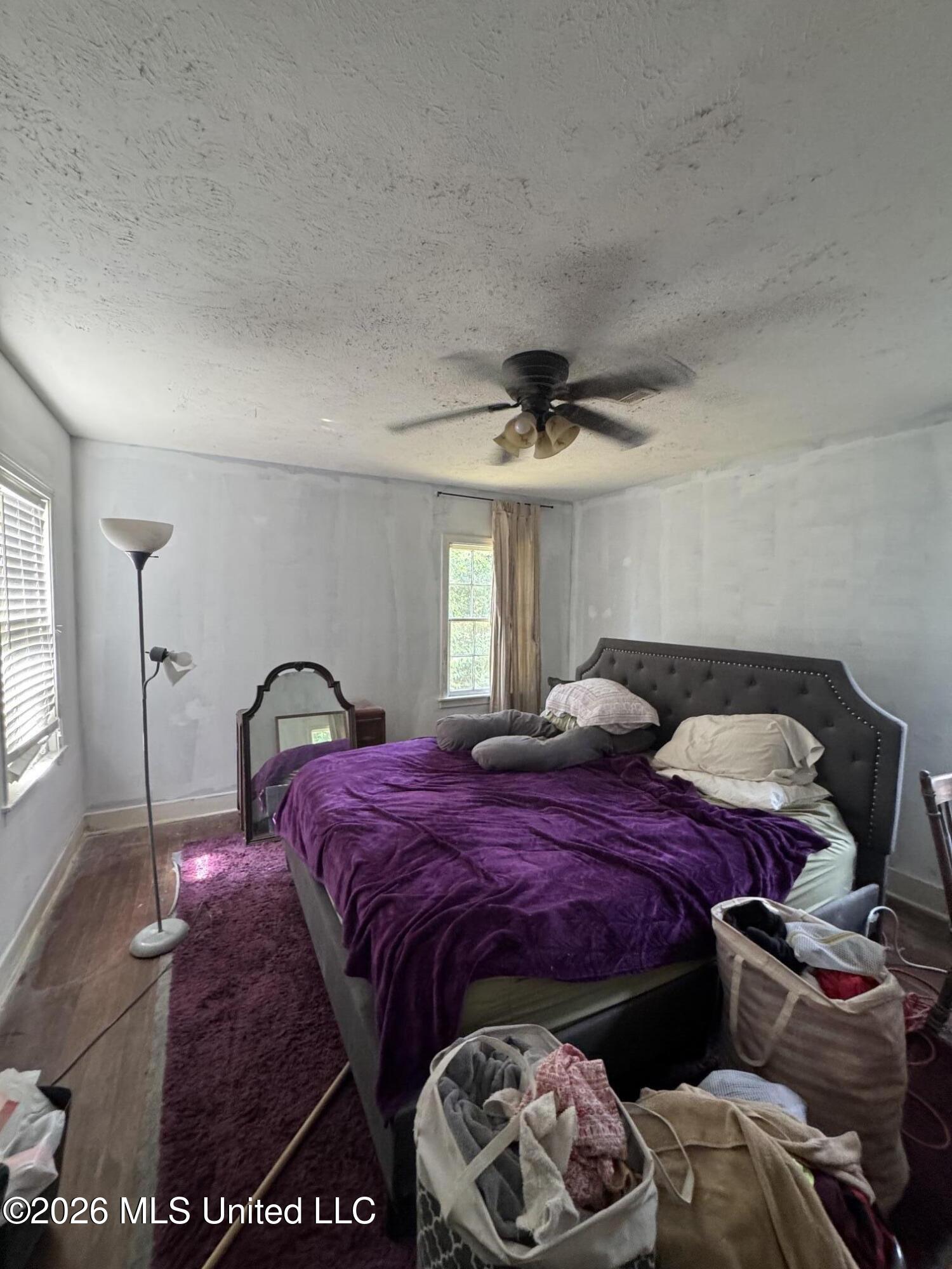 532 E Northside Drive Property Photo 7