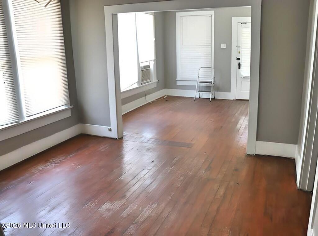 521 Rigby Street Property Photo 9