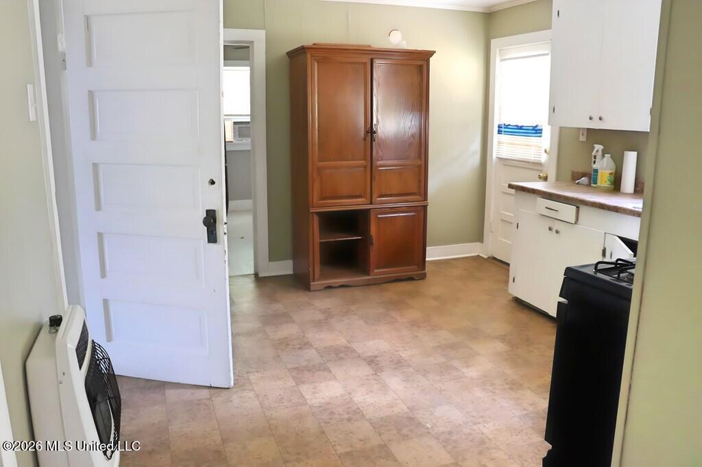 521 Rigby Street Property Photo 10