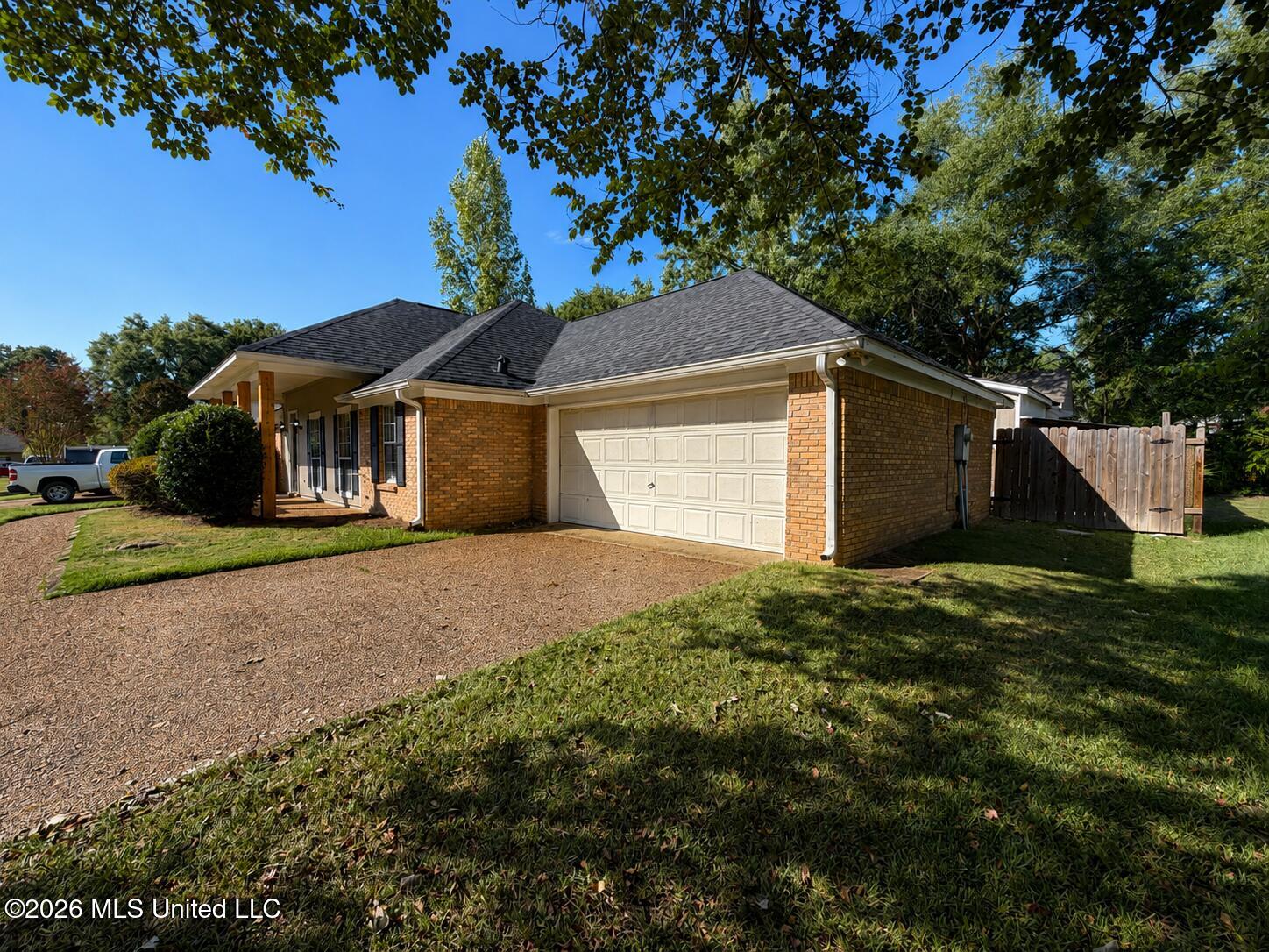3060 Windwood Circle Property Photo 3