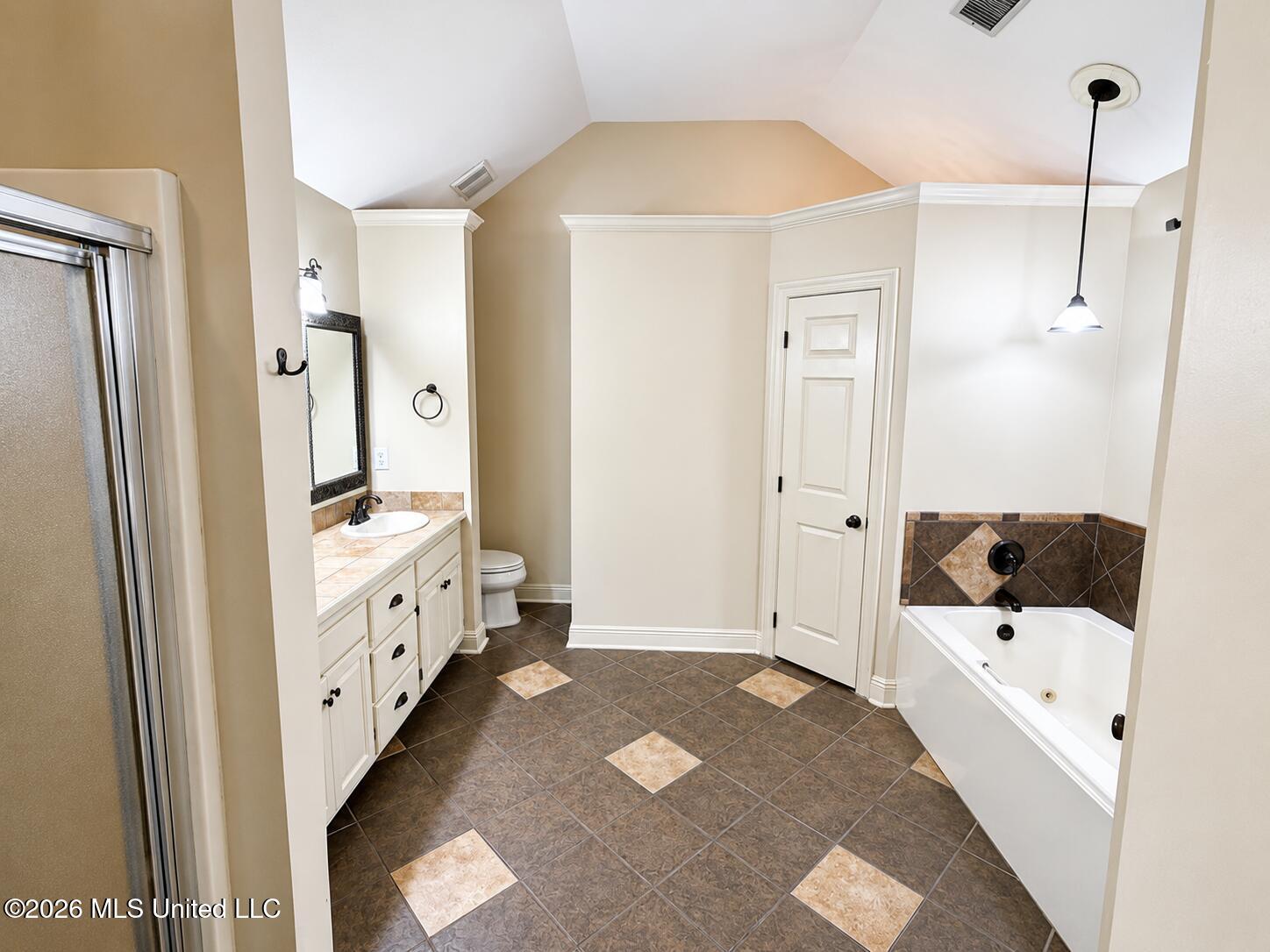 3060 Windwood Circle Property Photo 17