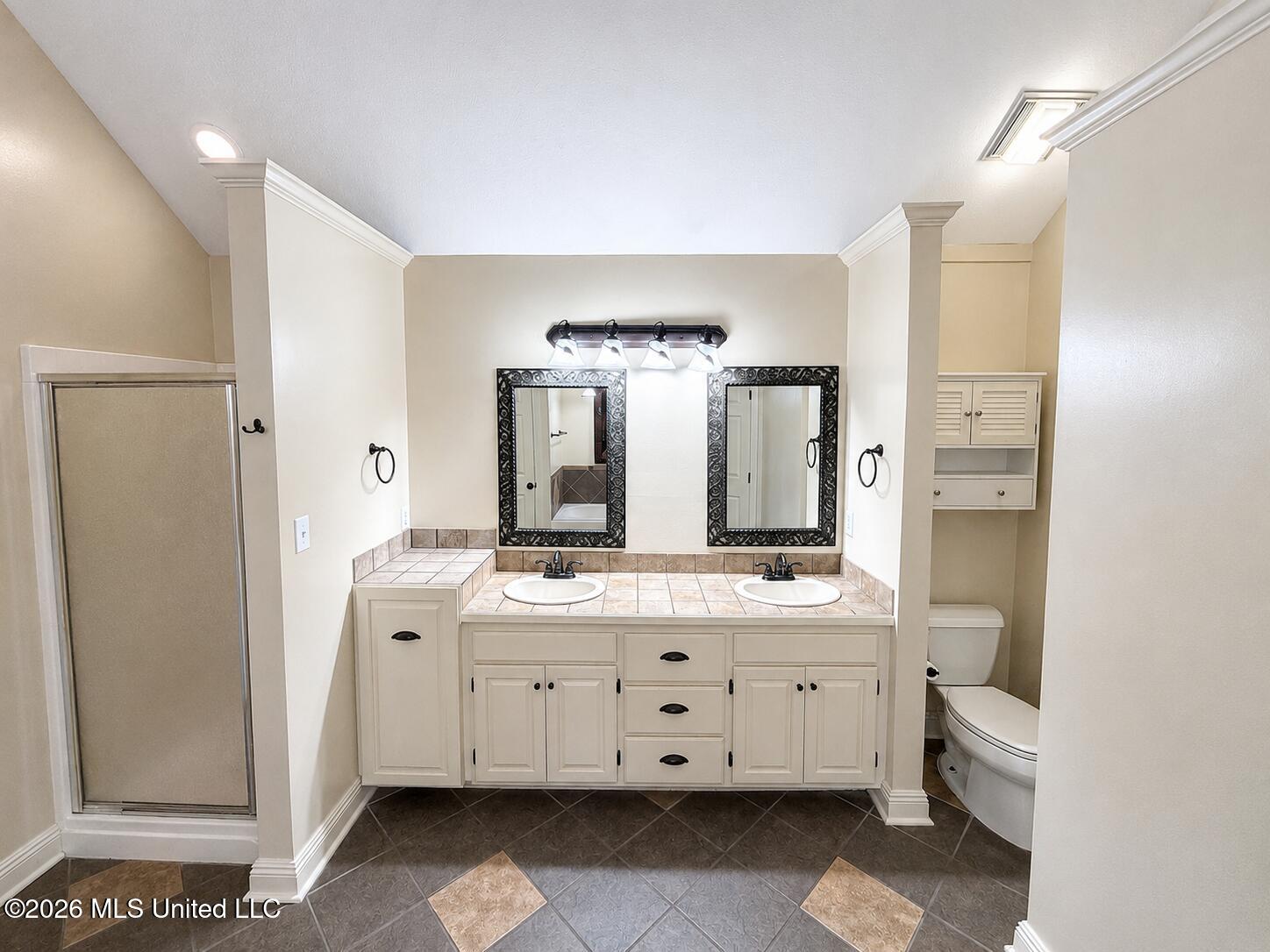 3060 Windwood Circle Property Photo 18
