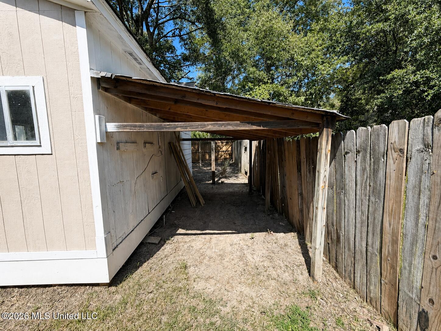 3060 Windwood Circle Property Photo 28