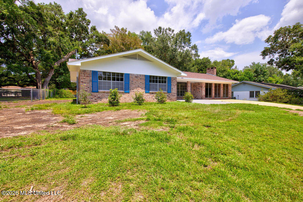 12908 Hanover Drive Property Photo 4