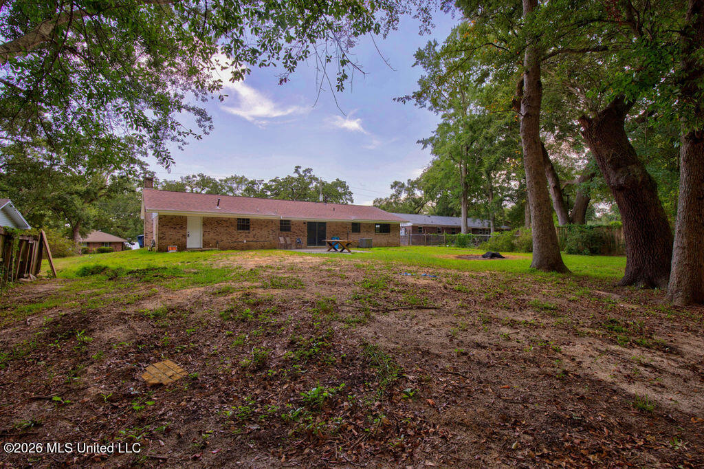 12908 Hanover Drive Property Photo 6