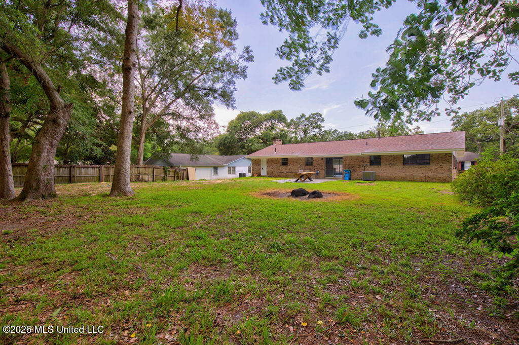 12908 Hanover Drive Property Photo 8