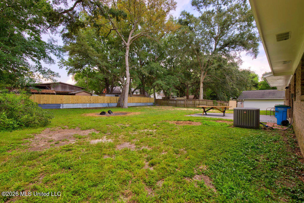 12908 Hanover Drive Property Photo 11