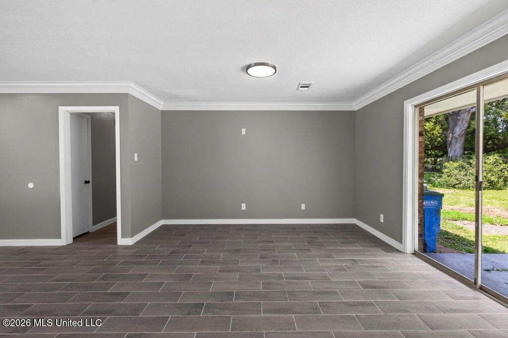 12908 Hanover Drive Property Photo 15