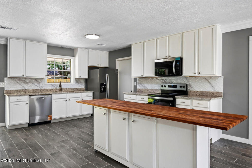 12908 Hanover Drive Property Photo 16