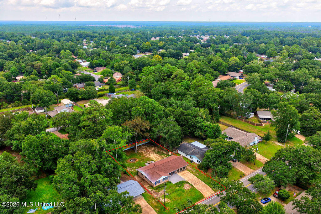 12908 Hanover Drive Property Photo 44