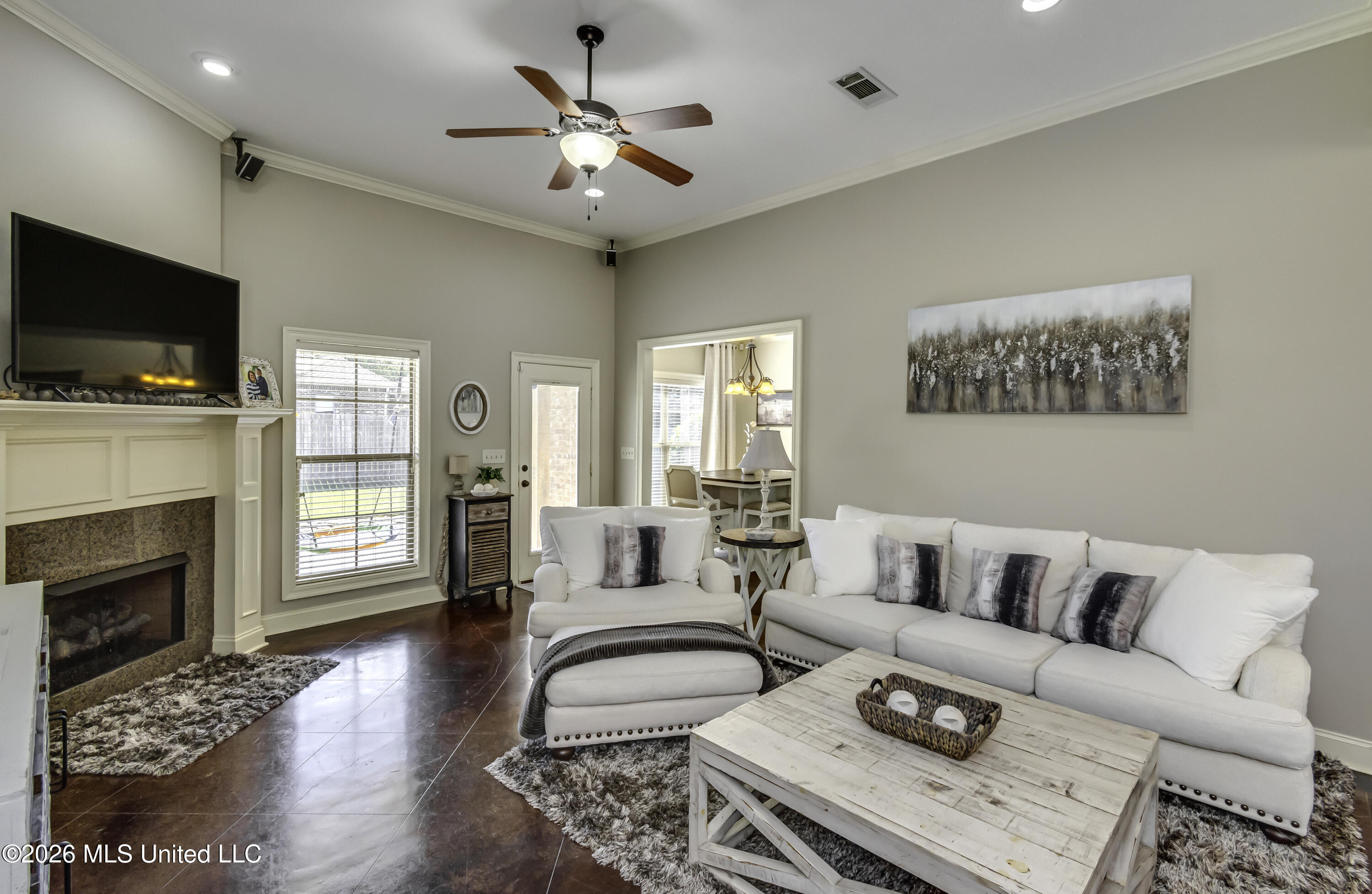 801 Windlass Cove Property Photo 12