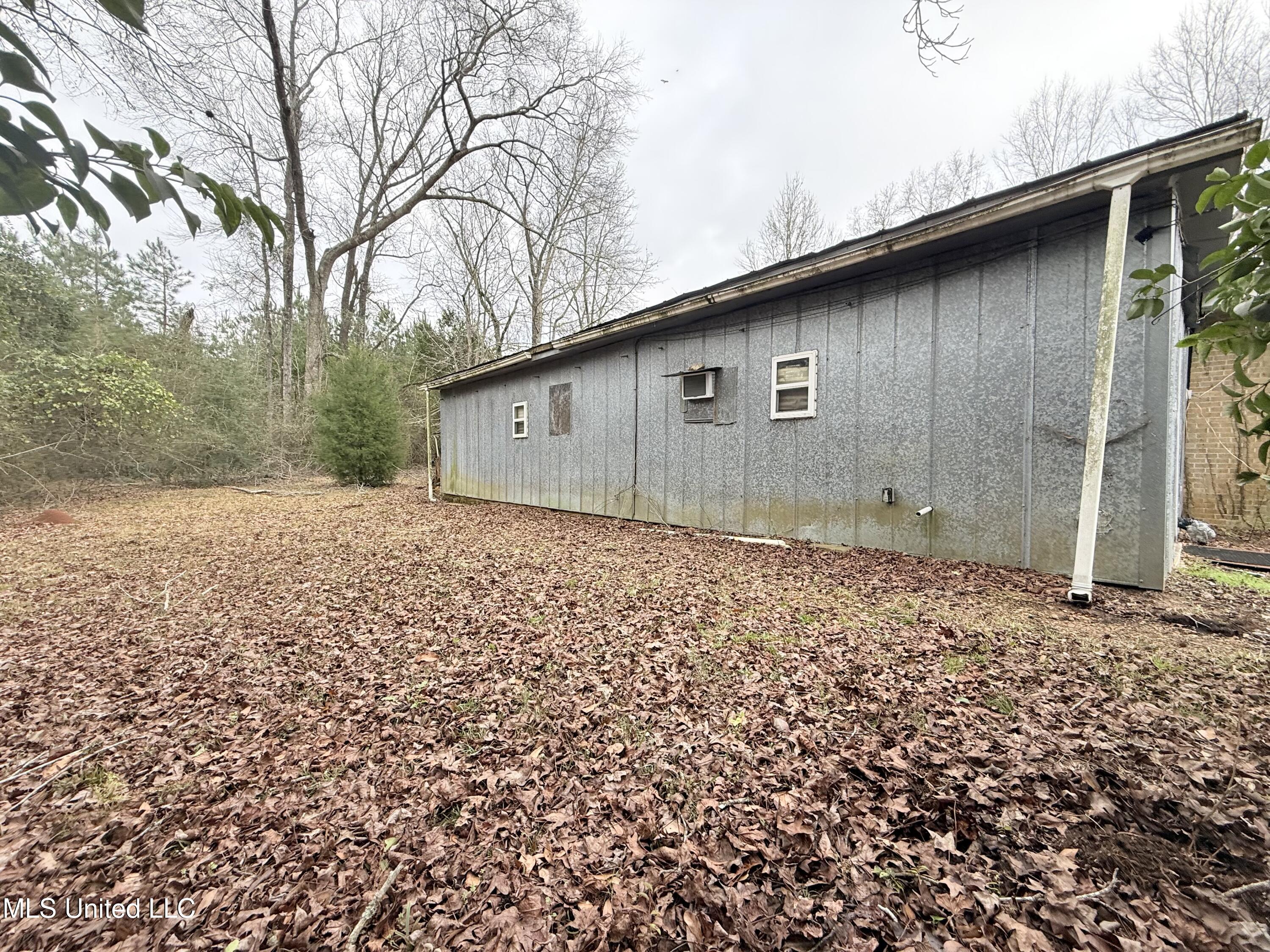 2849 Highway 51 Property Photo 24