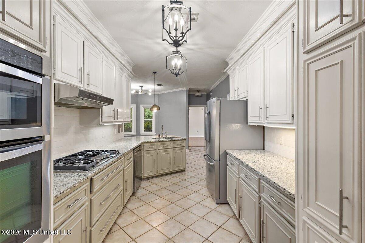 423 Woodlands Circle Property Photo 14