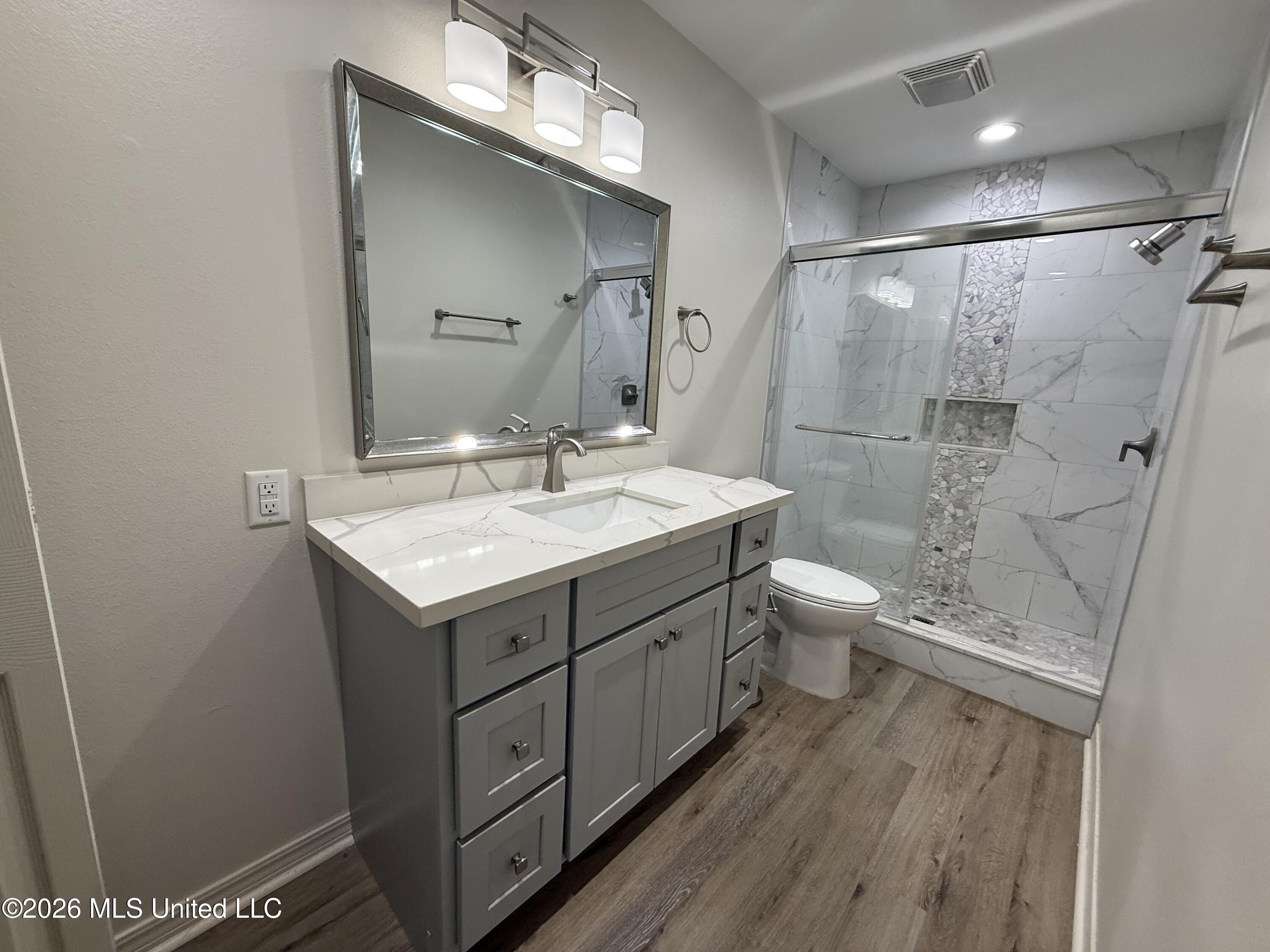 248 Highpoint Drive Property Photo 13