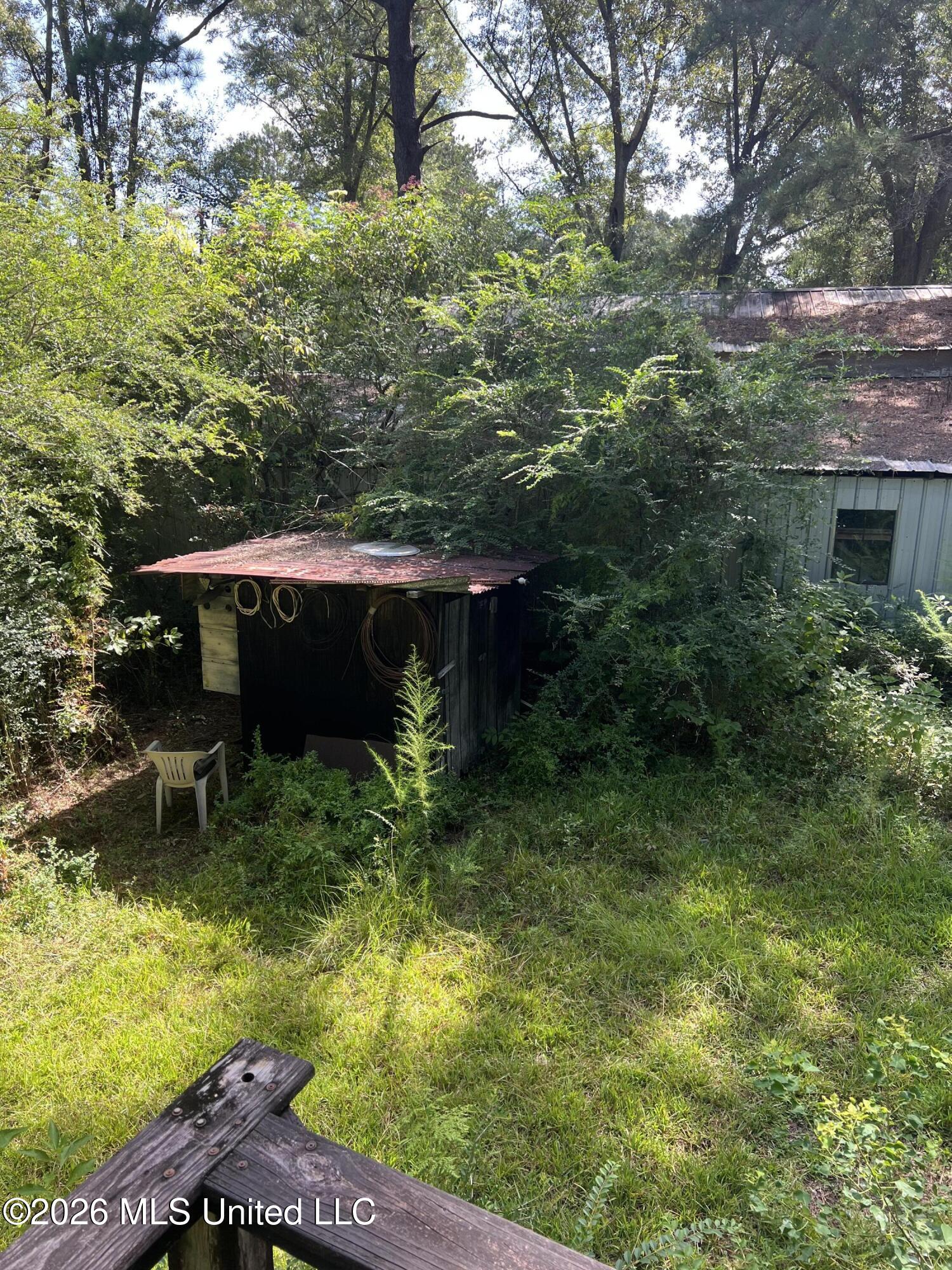 15546 Broadus Road Property Photo 4