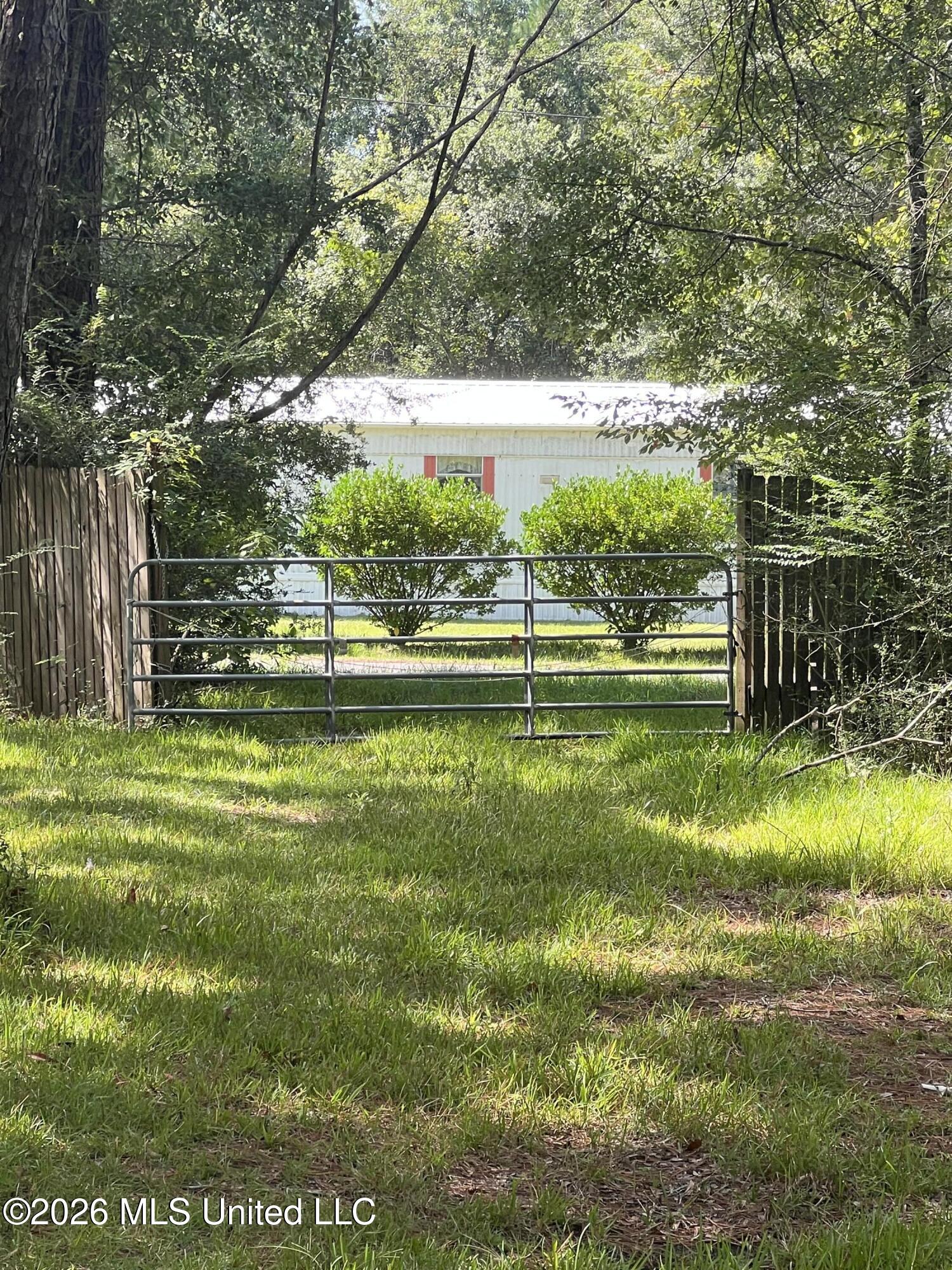 15546 Broadus Road Property Photo 13