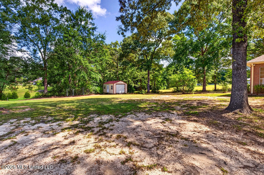 91 Cedar Wood Drive Property Photo 11