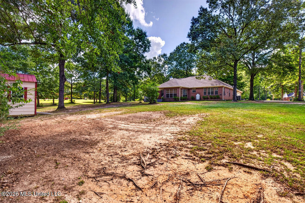 91 Cedar Wood Drive Property Photo 12