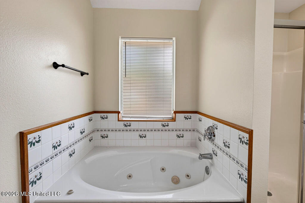 91 Cedar Wood Drive Property Photo 31