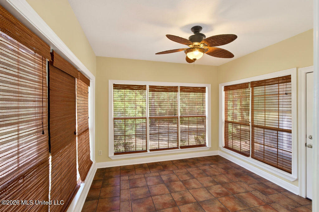 91 Cedar Wood Drive Property Photo 37