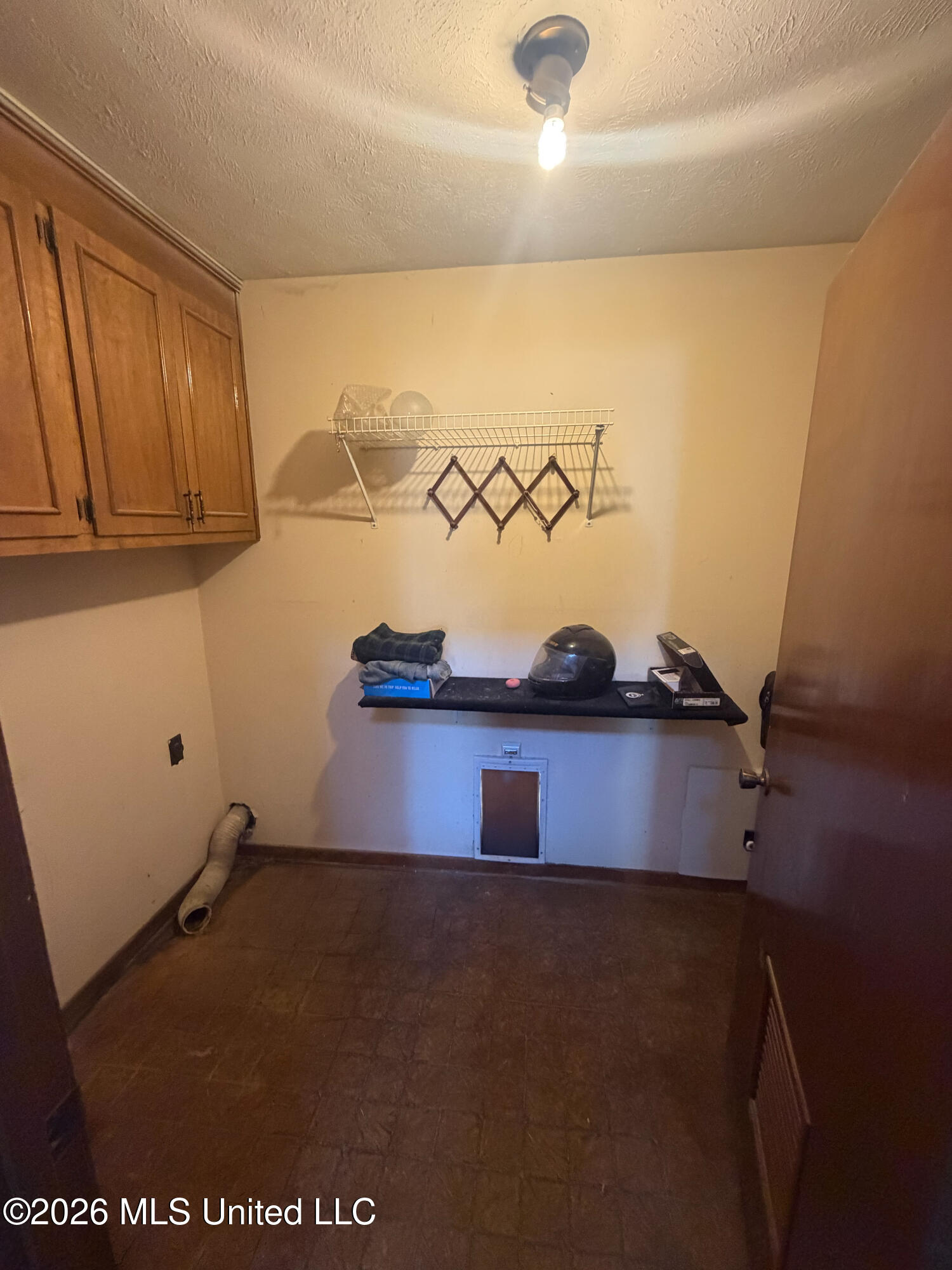 328 S Longmeadow Court Property Photo 11