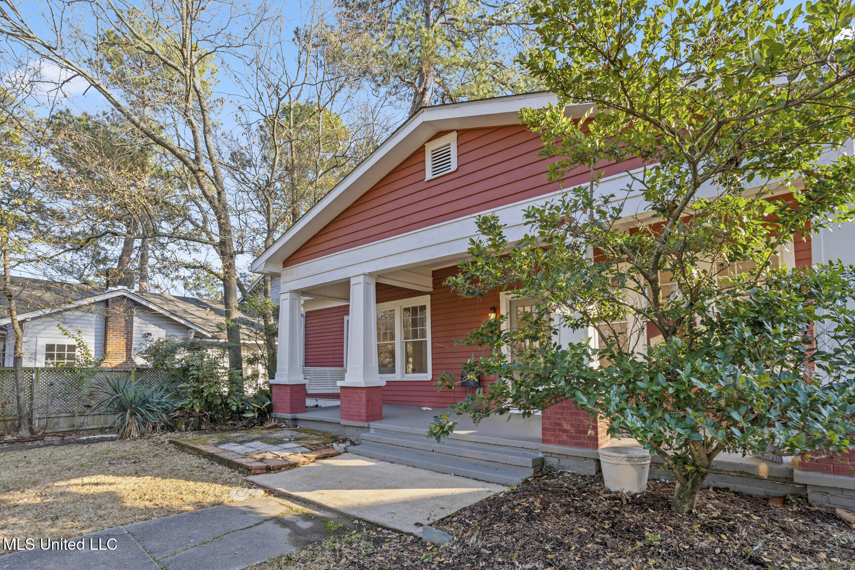 801 Arlington Street Property Photo 3