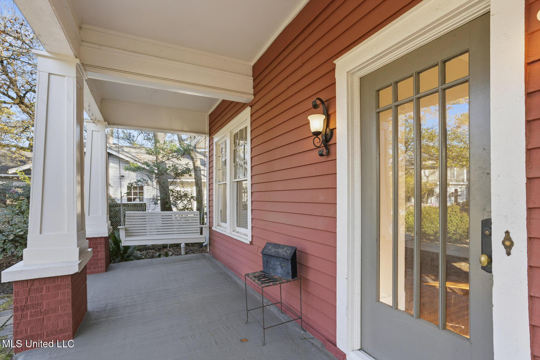 801 Arlington Street Property Photo 5