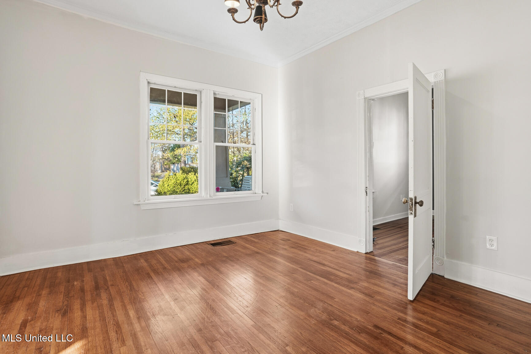 801 Arlington Street Property Photo 10