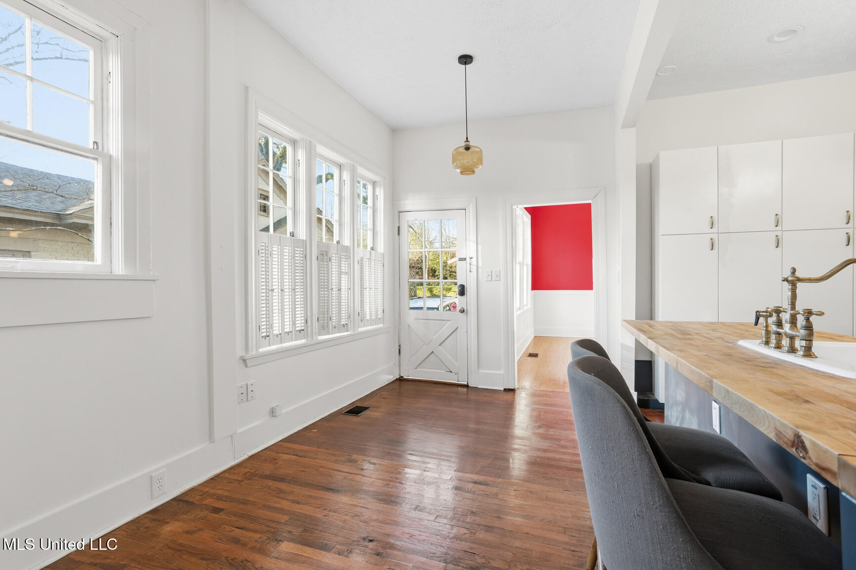 801 Arlington Street Property Photo 18