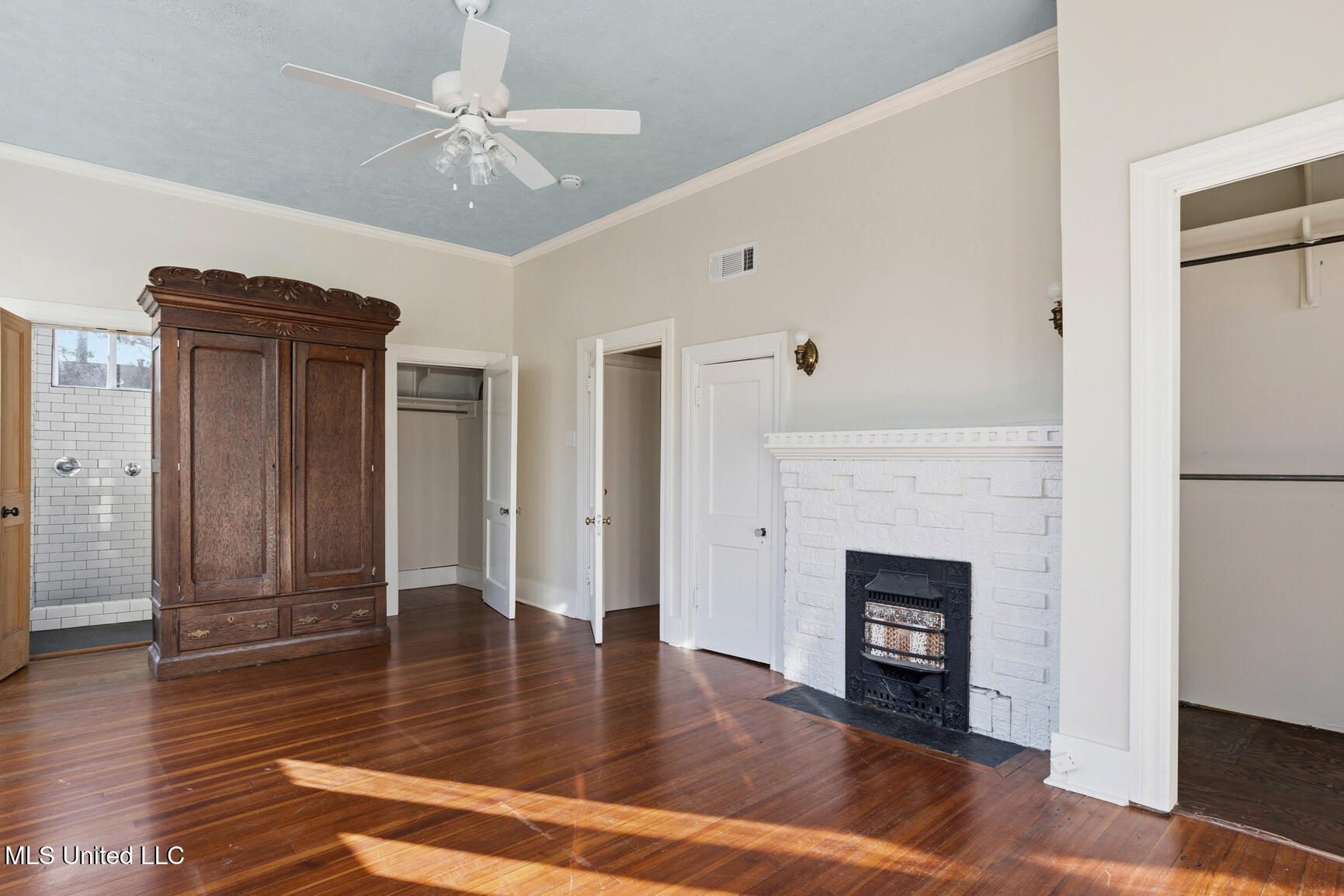 801 Arlington Street Property Photo 31