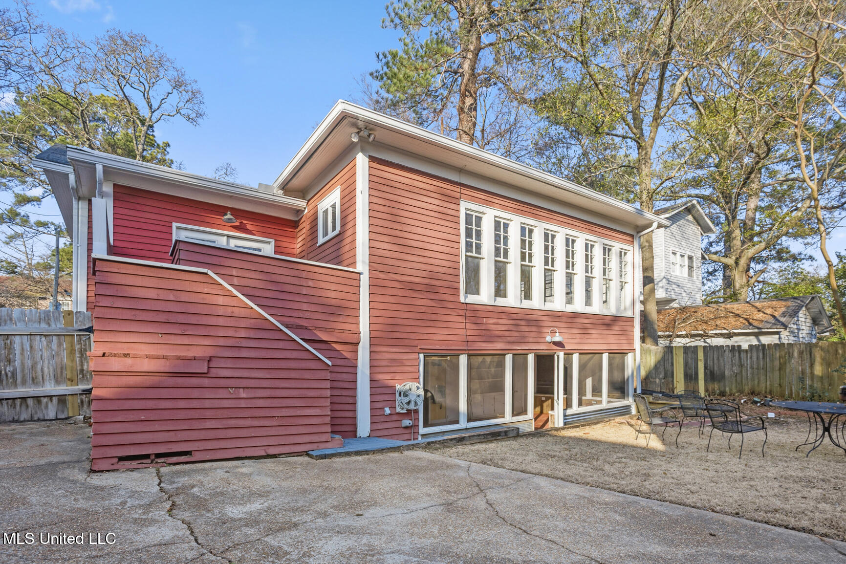 801 Arlington Street Property Photo 35