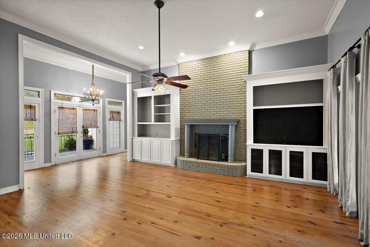 423 Woodlands Circle Property Photo 7