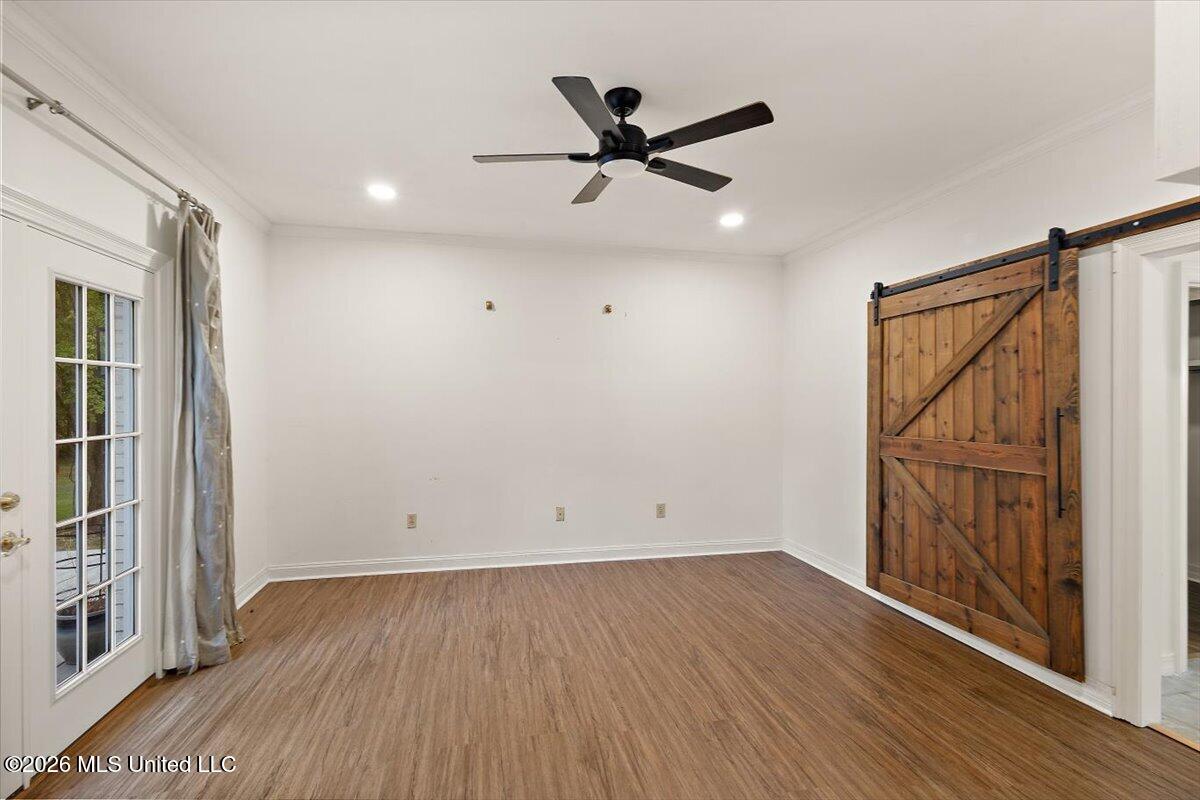 423 Woodlands Circle Property Photo 16