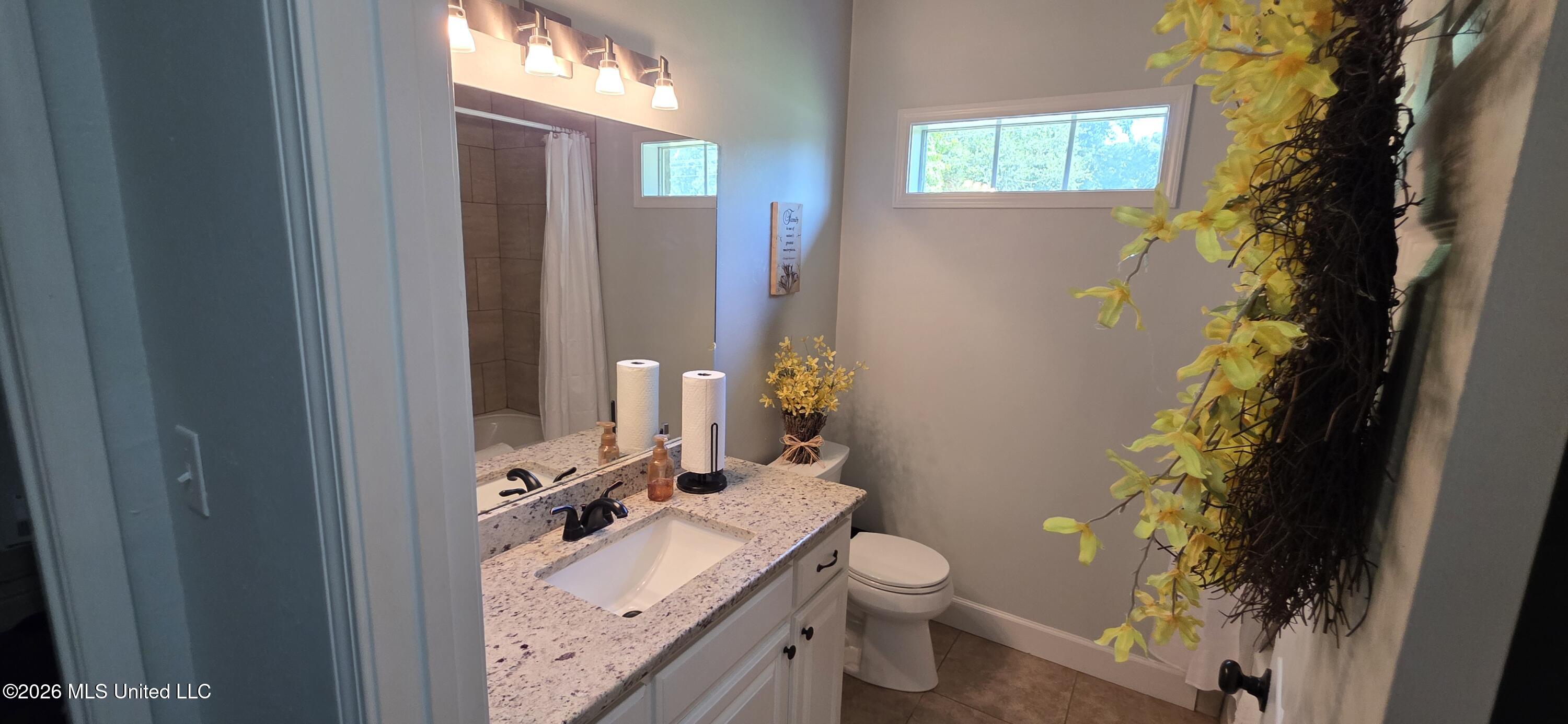 1010 Mindy Lane Property Photo 23