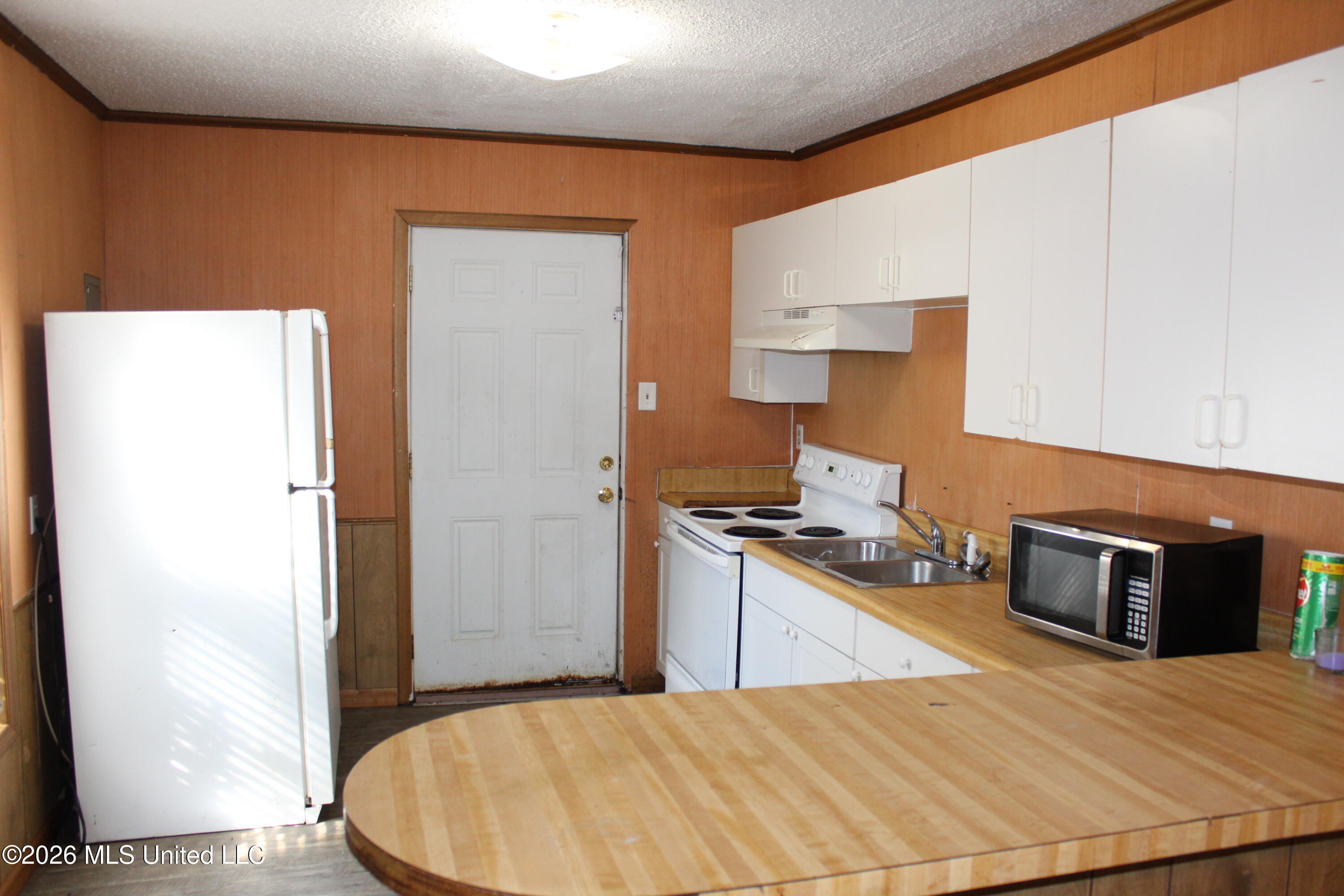 2010 12th Street Property Photo 4