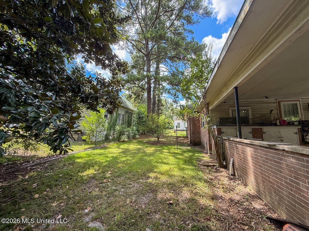 703 Avenue E Property Photo 19
