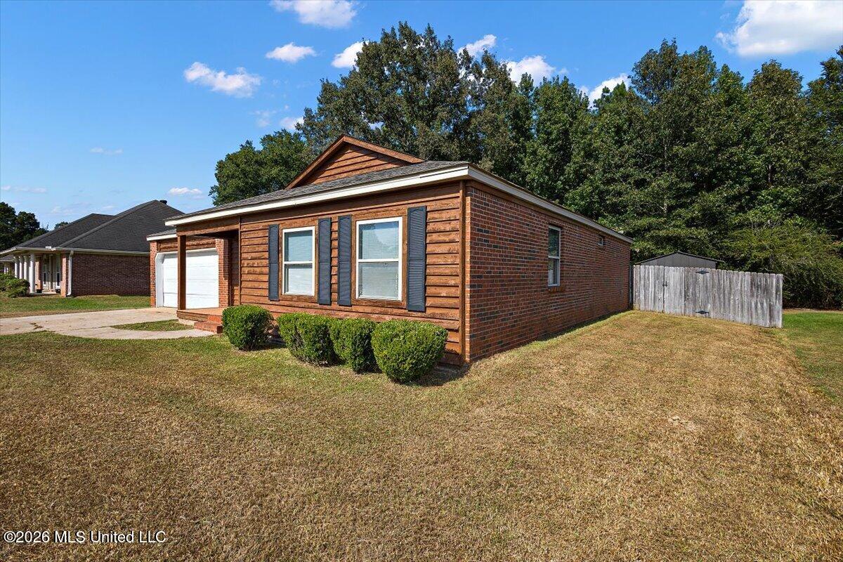 210 Terry Brook Drive Property Photo 3