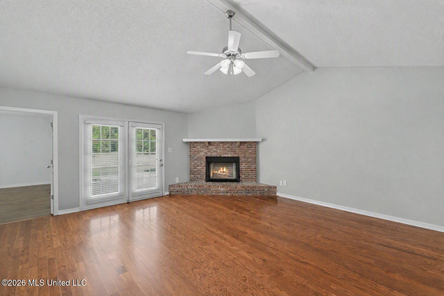 204 A Bonnett Lane Property Photo 4