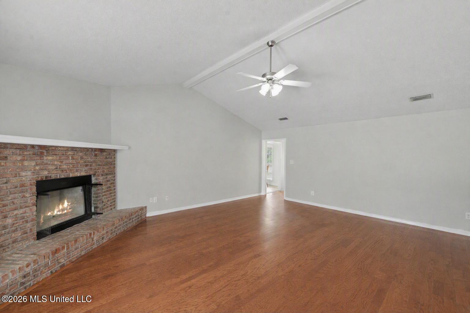 204 A Bonnett Lane Property Photo 5
