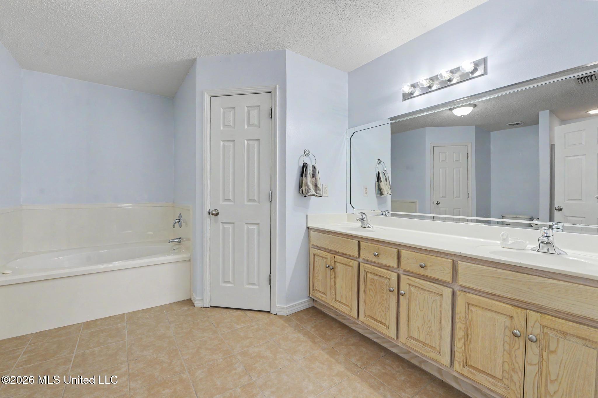 204 A Bonnett Lane Property Photo 13