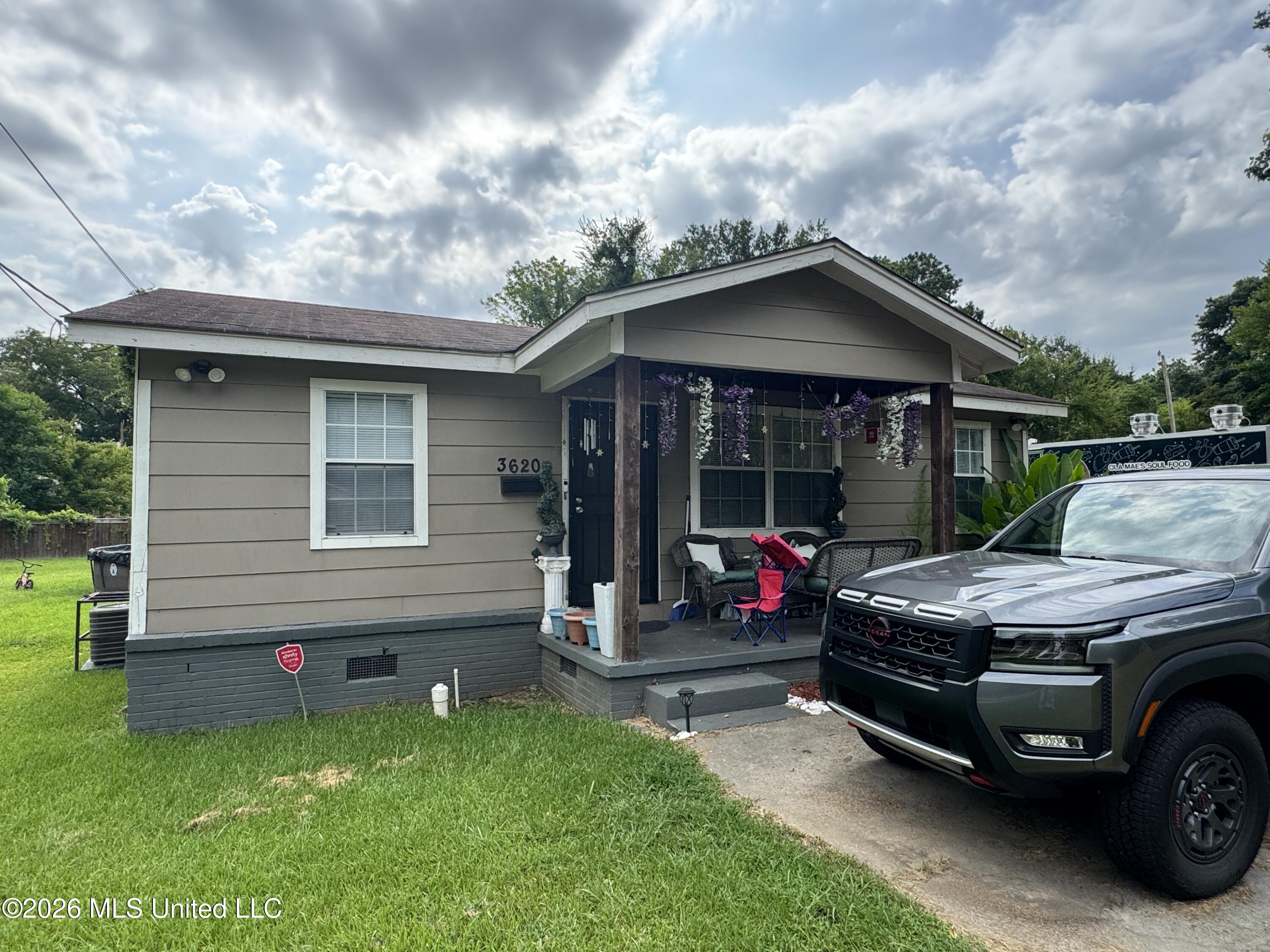 3620 Bailey Avenue Property Photo 2