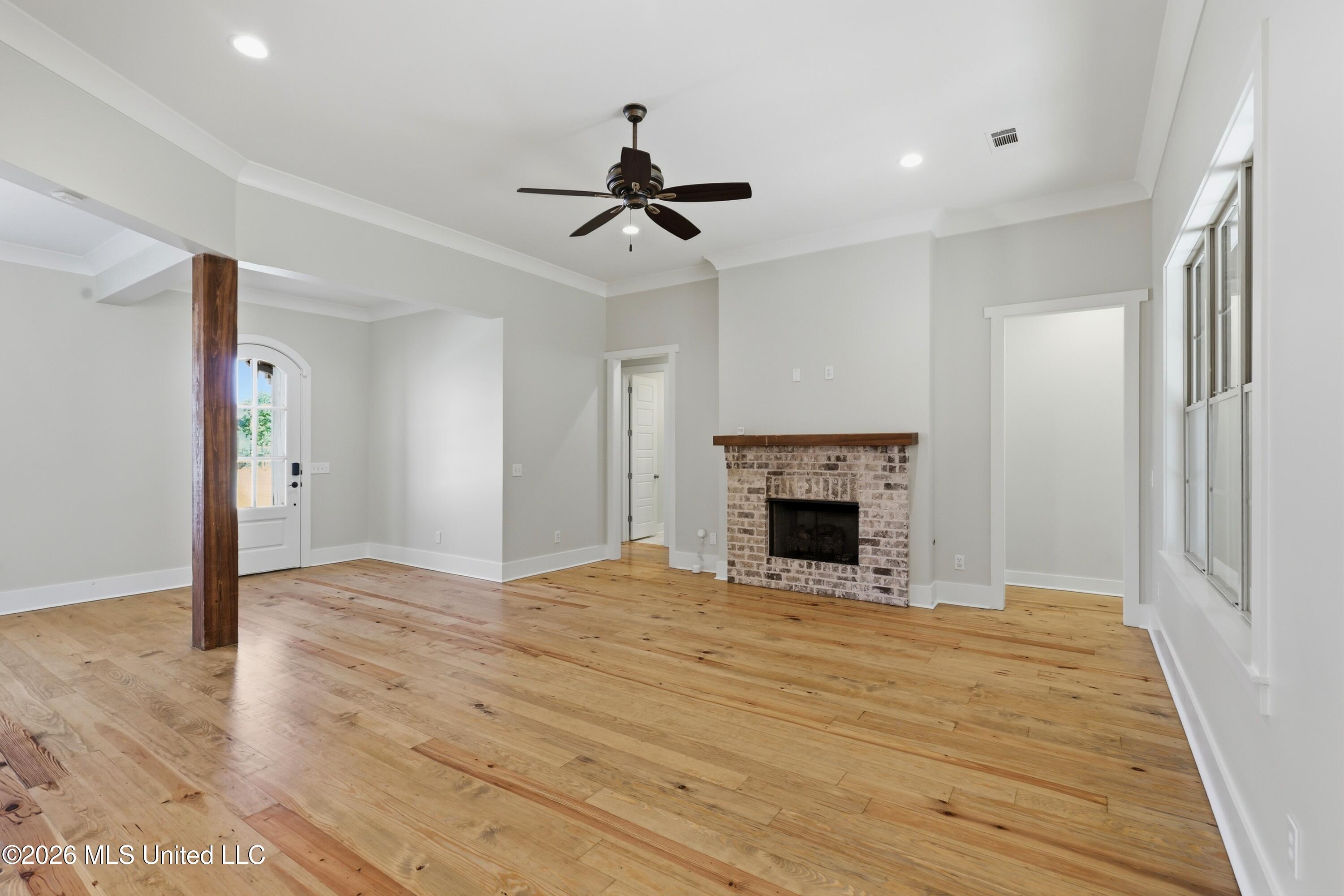 151 Camden Lake Drive Property Photo 13