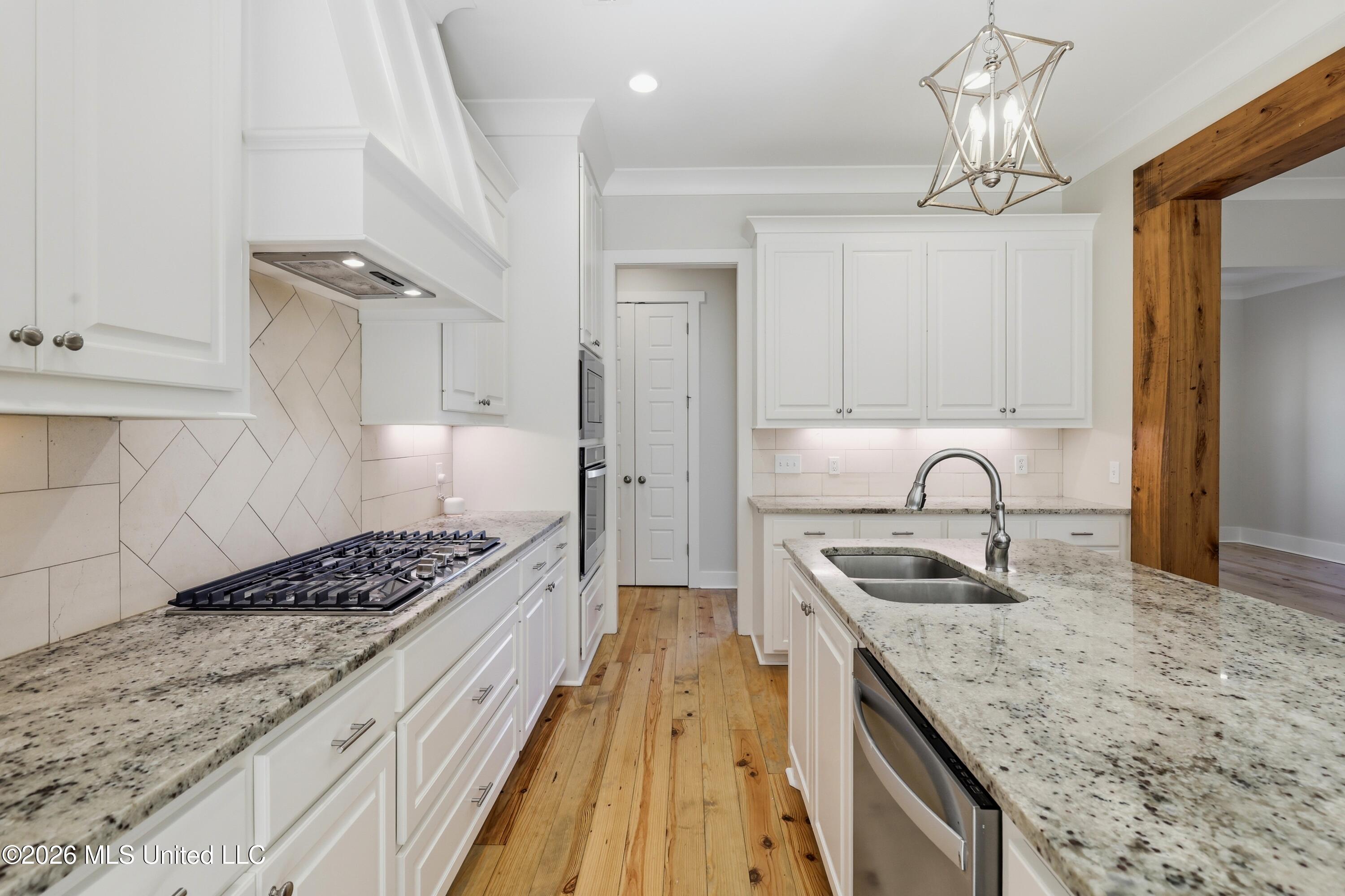 151 Camden Lake Drive Property Photo 17